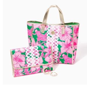 Lilly Pulitzer GWP